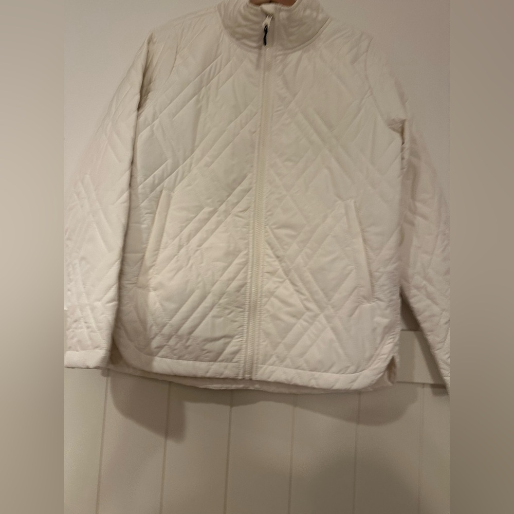 Voyager Women's cream Quilted Puffer Jacket‎ NWOT size M